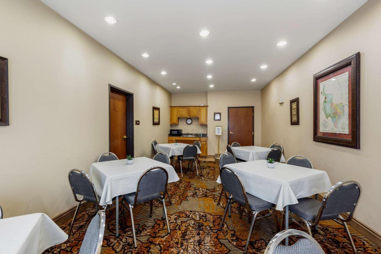 Best Western Plus Red River Inn Clarendon Kültér fotó