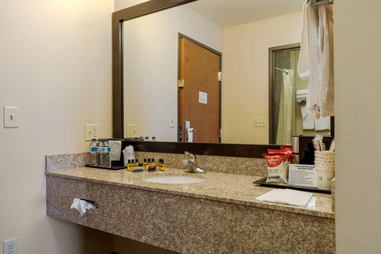 Best Western Plus Red River Inn Clarendon Kültér fotó